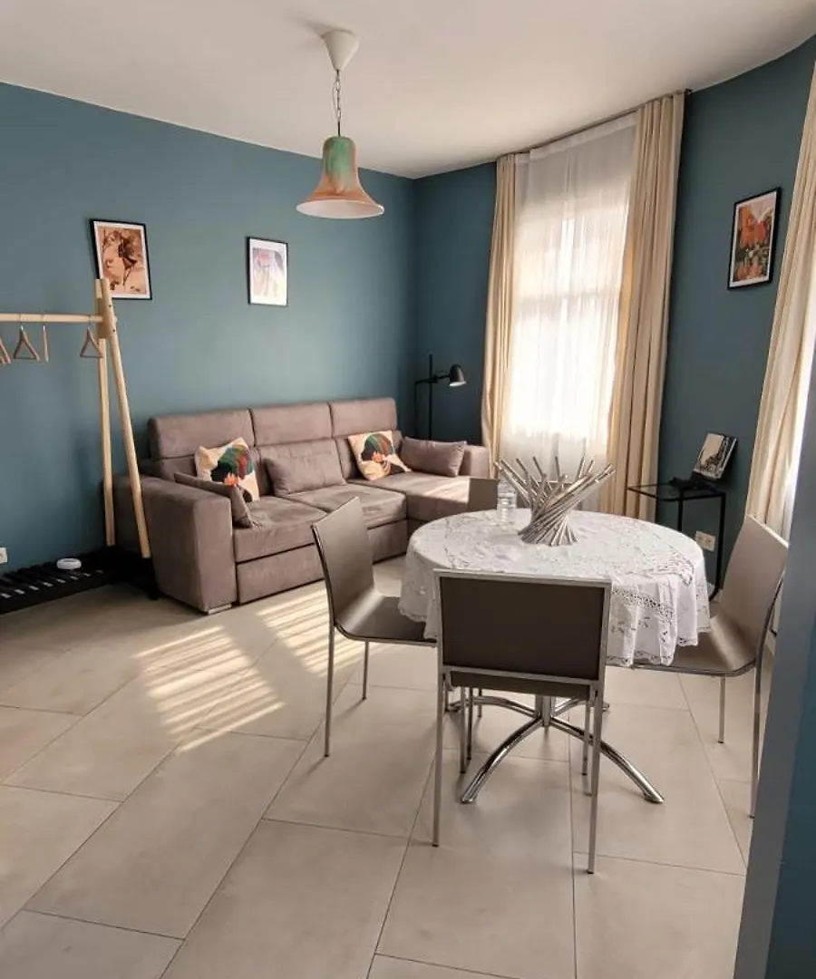 Dokstudio50 Ghent Apartment
